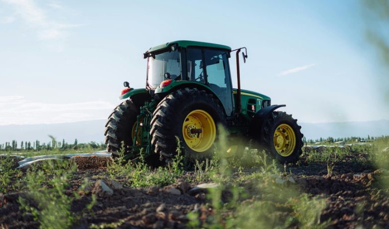 Tecnologia Autônoma para Tratores Revoluciona o Agro Brasileiro com Nova Era de Eficiência
